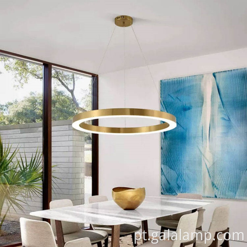 brushed-gold-circular-led-luminaire